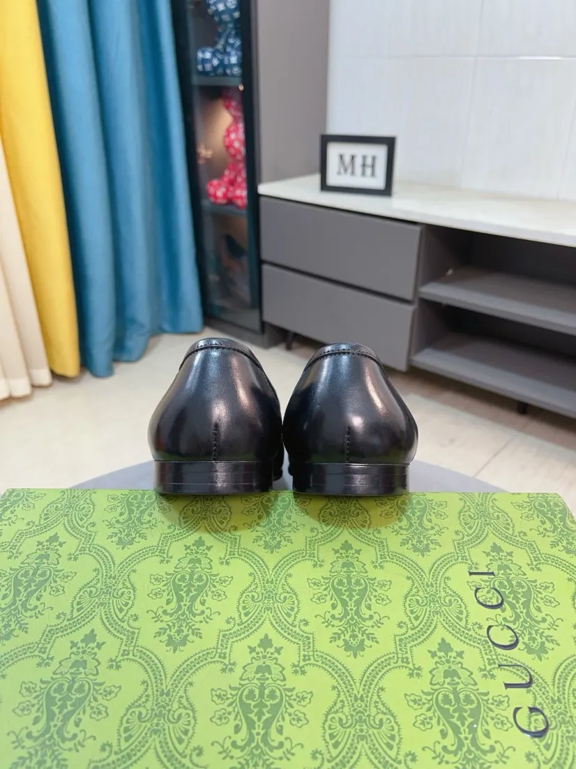 Men's shoes 💰500🌹🌹【GUCCI】The most popular classic Gucci leather shoes. Synchronized with the official website, the upper is made of Italian first-layer cowhide ➕cowhide lining, with unique brand and unique craftsmanship. Highlighting the hot style of the new year. Stop hesitating, stop wandering, get it now. Number: 38--44